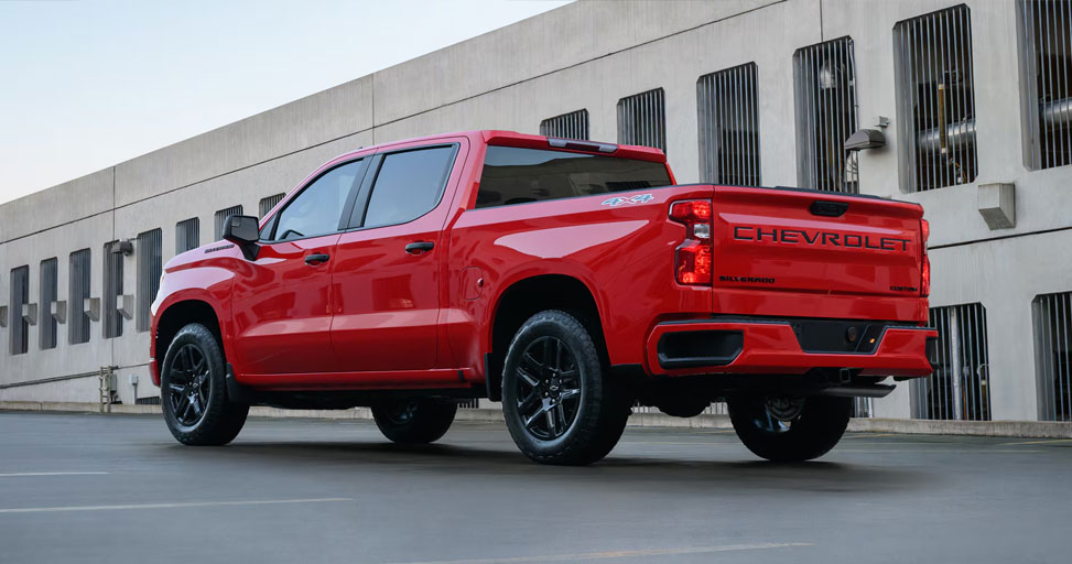 Chevrolet Silverado Custom V8 4x4 2026